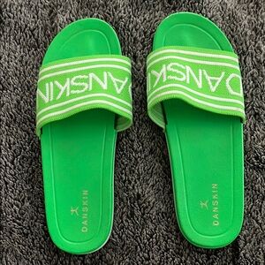 Danskin Vibrant Green Slides